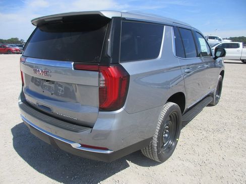 New 2026 GMC Yukon Elevation w/ Elevation Premium Package AWD/4WD image 4