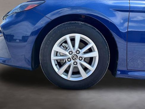 Used 2025 Toyota Camry SE FWD image 33