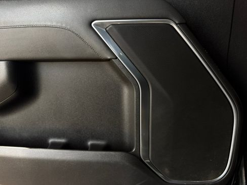 Used 2022 Chevrolet Silverado 1500 LT RWD image 27