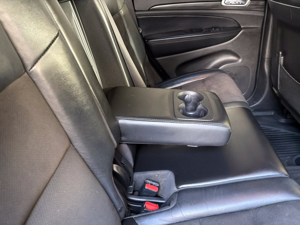 Used 2021 Jeep Grand Cherokee Laredo X RWD image 29