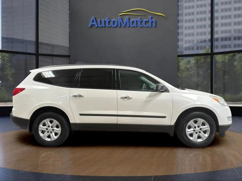 Used 2011 Chevrolet Traverse LS AWD/4WD image 12