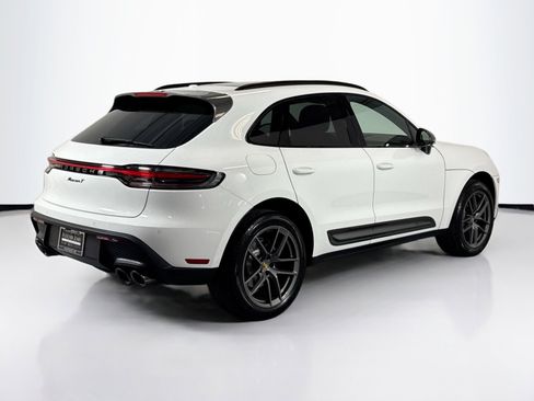 Used 2025 Porsche Macan Turbo image 9