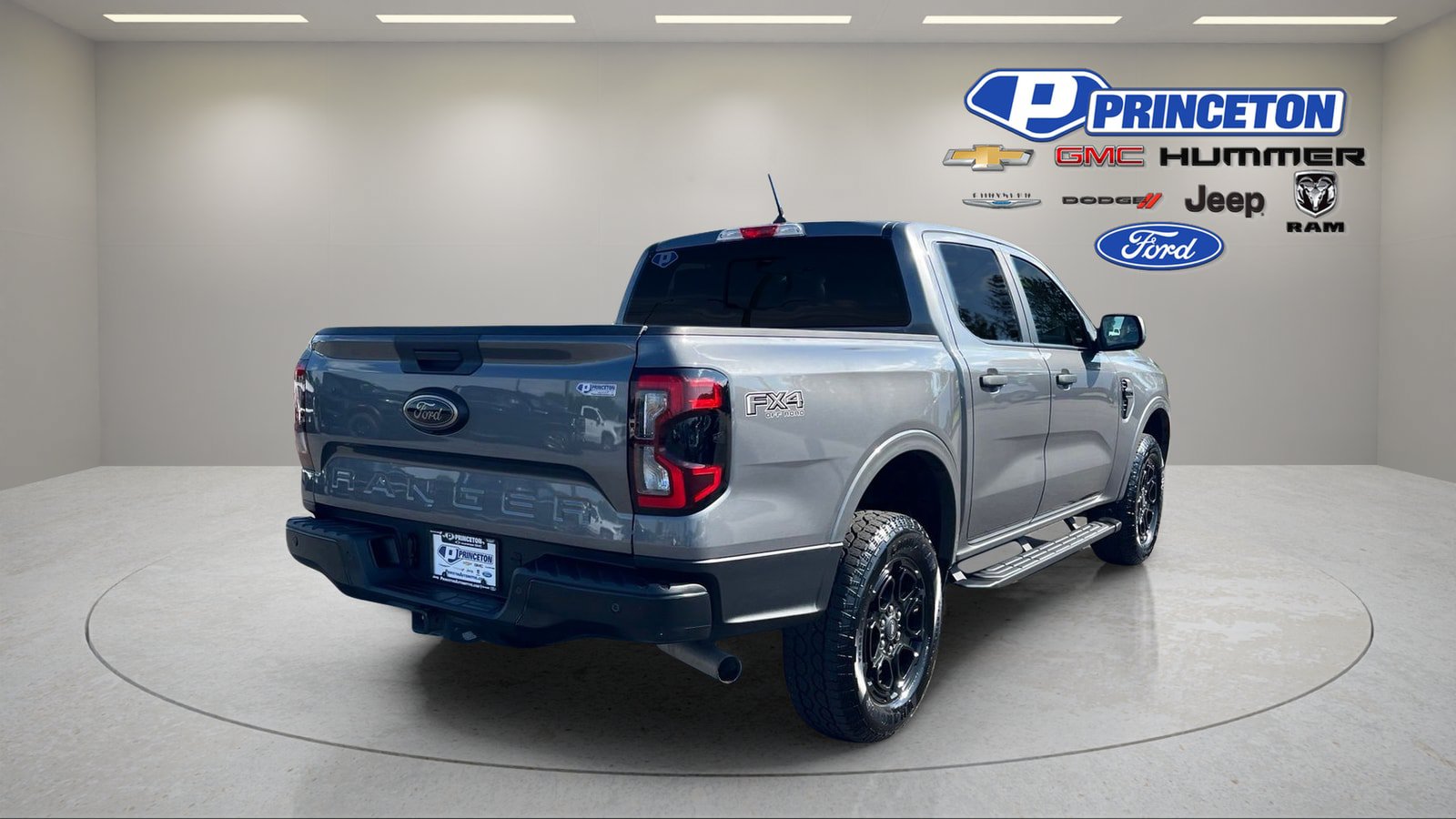 Used 2025 Ford Ranger XLT w/ FX4 Off-Road Package AWD/4WD image 7