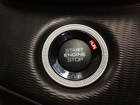 Used 2024 Jeep Grand Cherokee Altitude image 25