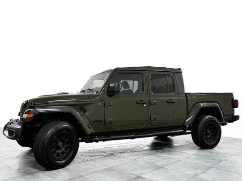 Used 2022 Jeep Gladiator Sport AWD/4WD image 4