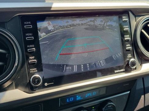 Certified 2022 Toyota Tacoma SR5 w/ Technology Package AWD/4WD image 21