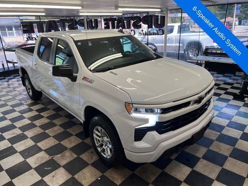 Used 2022 Chevrolet Silverado 1500 RST image 16