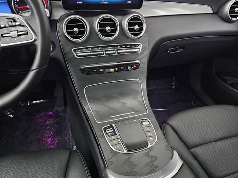 Certified 2022 Mercedes-Benz GLC 300 4MATIC w/ Premium Package Lite image 35