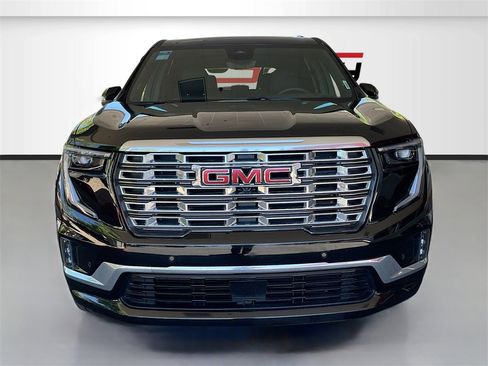 Used 2024 GMC Acadia Denali w/ Super Cruise Package image 2
