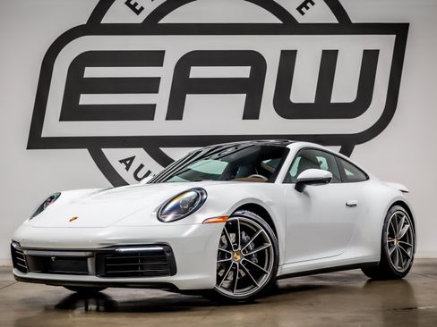 Used 2024 Porsche 911 Carrera RWD image 1