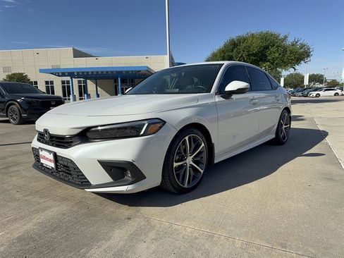 Certified 2023 Honda Civic Touring image 1