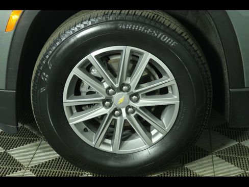 Used 2022 Chevrolet Traverse LT w/ LPO, Floor Liner Package image 9