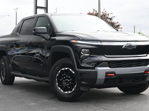 New 2026 Chevrolet Silverado EV Trail Boss image 2
