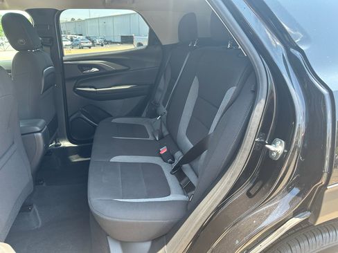 Used 2025 Chevrolet TrailBlazer LT w/ Driver Confidence Package AWD/4WD image 9