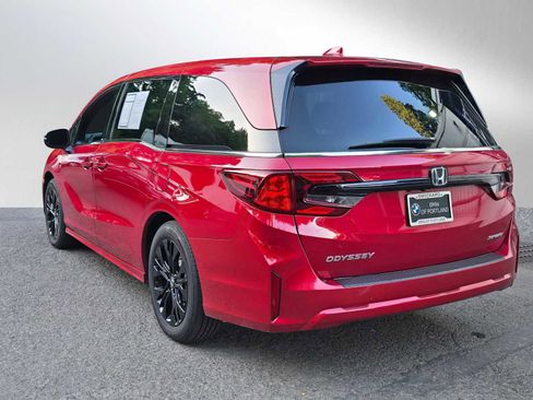 Used 2025 Honda Odyssey Sport-L image 5