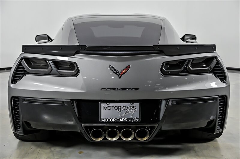 Used 2016 Chevrolet Corvette Z06 w/ 3LZ Preferred Equipment Group RWD image 8