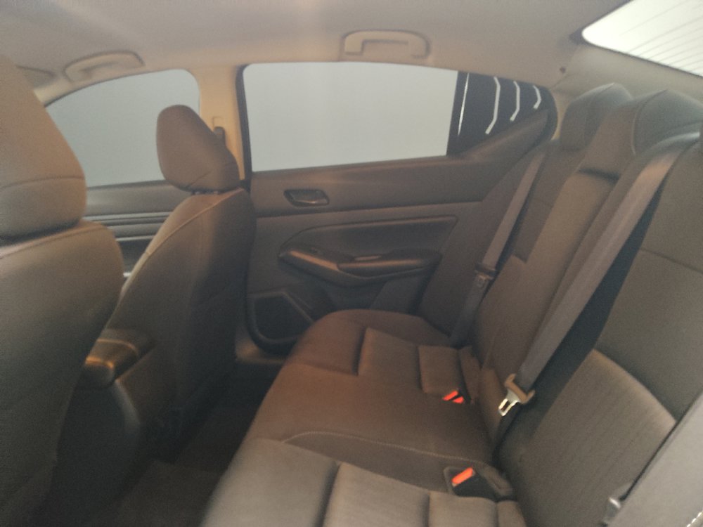 Used 2024 Nissan Altima 2.5 S FWD image 18