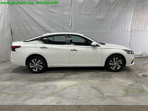 Used 2020 Nissan Altima 2.5 S AWD/4WD image 14