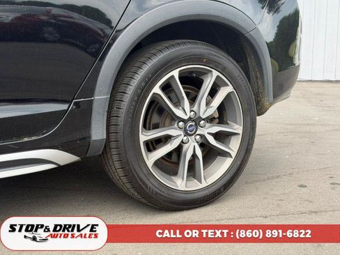Used 2015 Volvo V60 T5 Cross Country w/ Climate Package AWD/4WD image 9