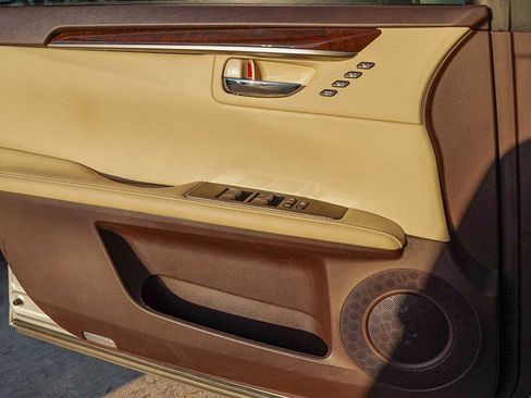 Used 2018 Lexus ES 350 image 24