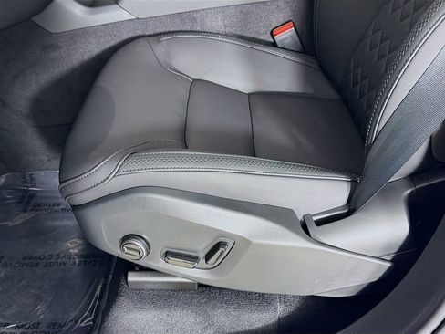 New 2026 Volvo XC90 B5 Core w/ Protection Package Premier AWD/4WD image 19
