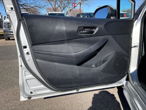 Used 2024 Toyota Corolla LE image 21