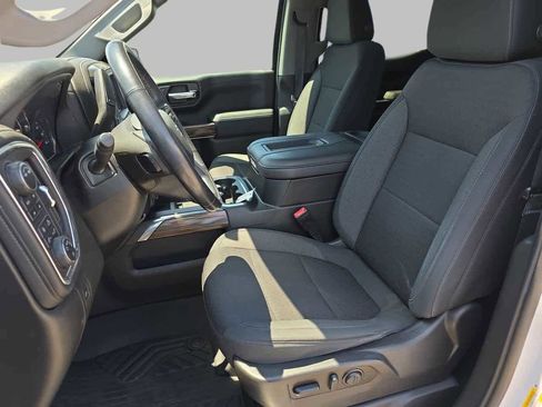 Used 2021 Chevrolet Silverado 1500 LT Trail Boss w/ Bed Protection Package AWD/4WD image 17