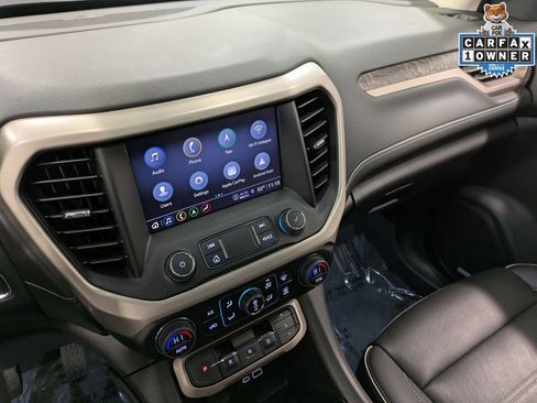 Used 2023 GMC Acadia Denali w/ Denali Ultimate Package AWD/4WD image 11