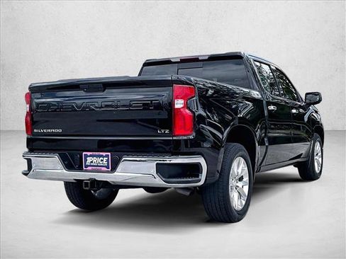 Used 2022 Chevrolet Silverado 1500 LTZ RWD image 2