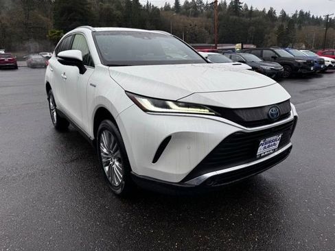 Used 2021 Toyota Venza Limited w/ Advanced Technology Package image 1