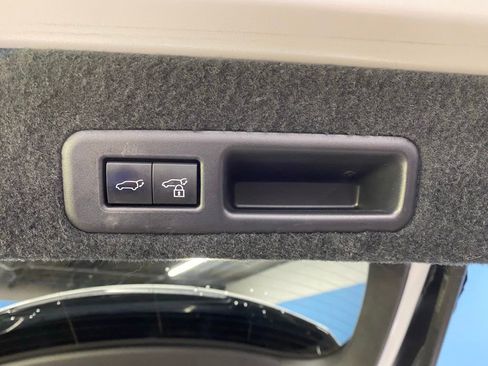 Used 2022 Lexus RX 450h AWD w/ Luxury Package image 43