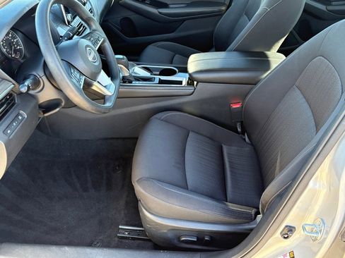 Certified 2023 Nissan Altima 2.5 SV image 19