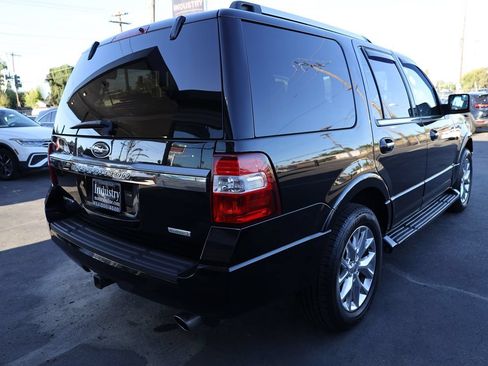 Used 2016 Ford Expedition Limited RWD image 4