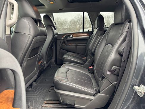 Used 2012 Buick Enclave Leather image 16