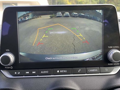 Used 2024 Nissan Sentra SV image 16