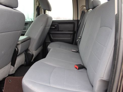 Used 2018 RAM 1500 Express w/ Black Ram 1500 Express Group image 24