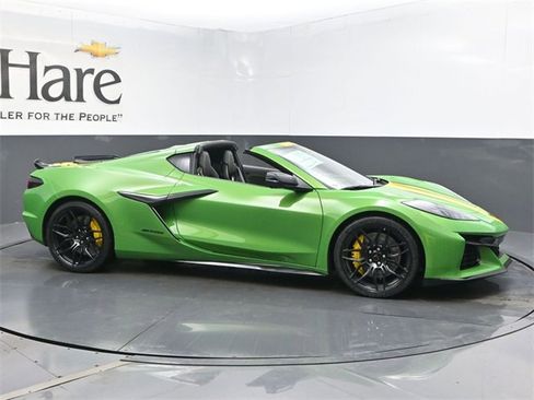 New 2026 Chevrolet Corvette Z06 w/ Stealth Interior Trim Package image 31