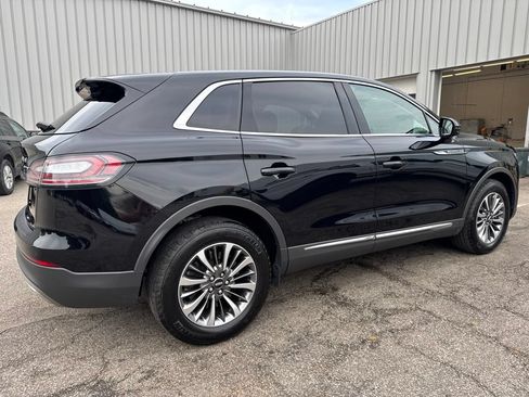 Used 2023 Lincoln Nautilus AWD w/ Premium Package image 5