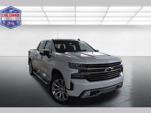 Used 2020 Chevrolet Silverado 1500 High Country w/ Technology Package AWD/4WD image 1