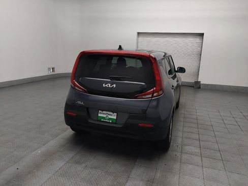 Used 2022 Kia Soul LX w/ Technology Package FWD image 7