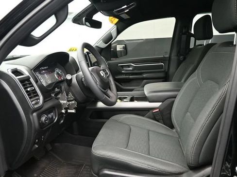 Used 2025 RAM 1500 Big Horn AWD/4WD image 15