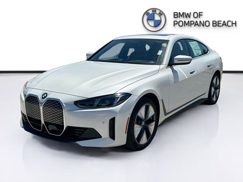 New 2026 BMW i4 eDrive40 w/ Premium Package RWD image 3