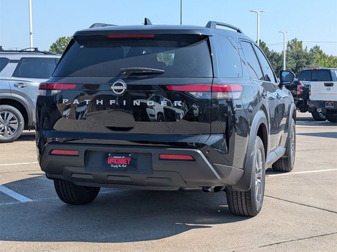 New 2025 Nissan Pathfinder SV w/ Cargo Package image 4