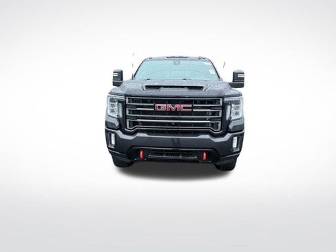 Used 2020 GMC Sierra 2500 AT4 w/ AT4 Premium Package image 3