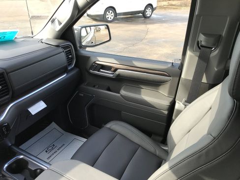 New 2026 Chevrolet Silverado 1500 RST w/ Convenience Package II AWD/4WD image 13