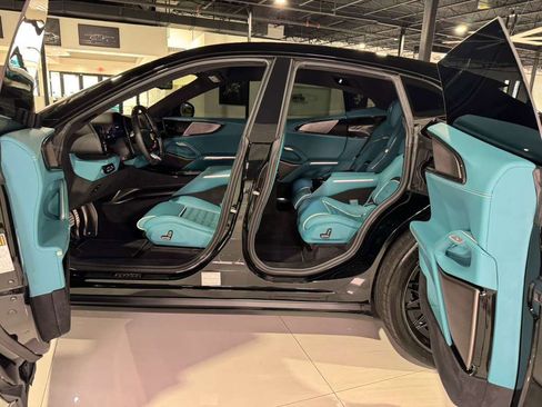 Used 2024 Ferrari Purosangue Nero B/B paint,Extra-Range int image 32