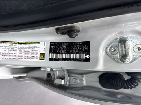 Used 2023 Toyota Corolla LE FWD image 34