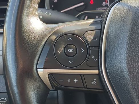 Used 2023 Toyota Camry XLE image 17