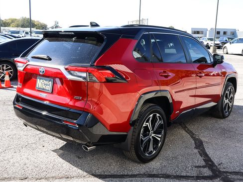 Used 2024 Toyota RAV4 XSE image 4