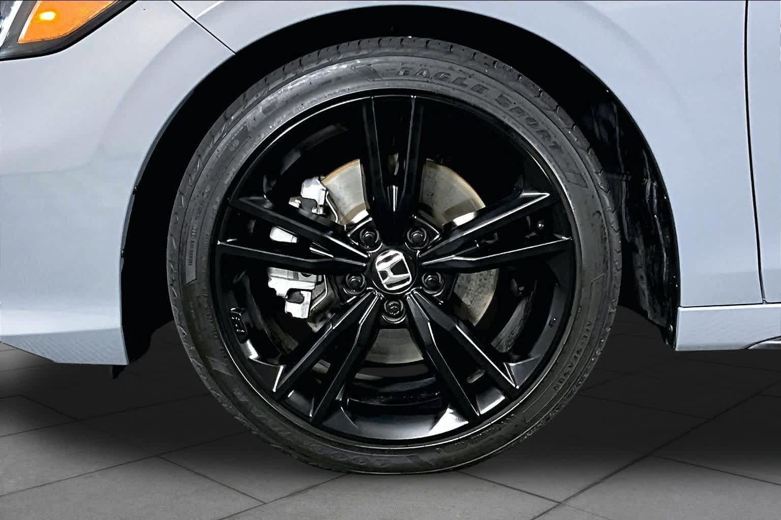 Used 2025 Honda Civic Si image 10